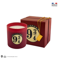 Platform 9¾ Scented Candle With Necklace